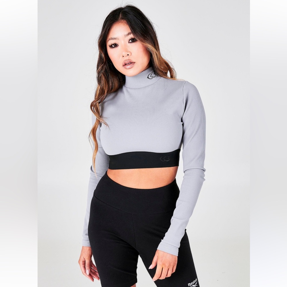 NWT WOMENS REEBOK CARDI B LONG-SLEEVE CROP TOP | LARGE